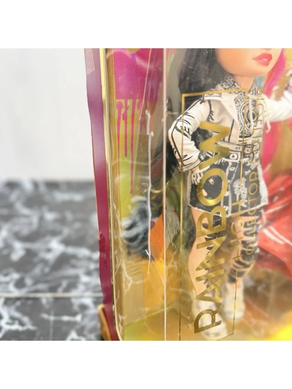 MGA Entertainment rainbow high